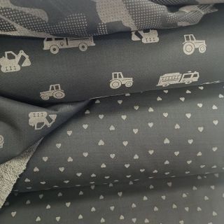 Do naší kolekce softshellů s beránkem přidáváme další reflexní vzory – ❤️ srdce a 🚗 auta. Maskáč už znáte, ale tyto dva...